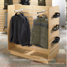 Creative Retail Display Ideen, um Marke Wert Merchandising Interactive Bamboo Slatwall Bekleidung Shop Display Unit